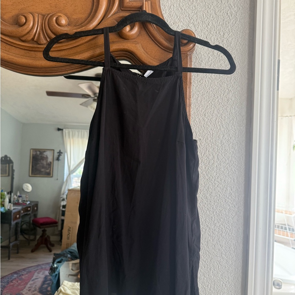 Old Navy Classic Black shirt